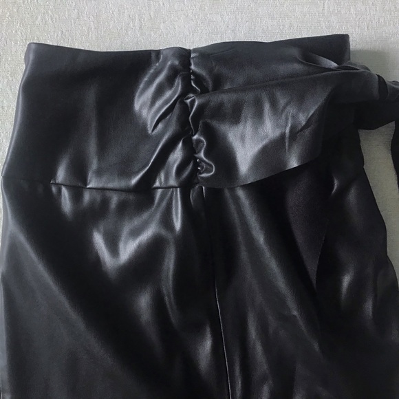 Zara Vegan Leather Pencil Skirt Womans XS Front Tie Waist Asymmetrical Faux Wrap - Picture 6 of 10